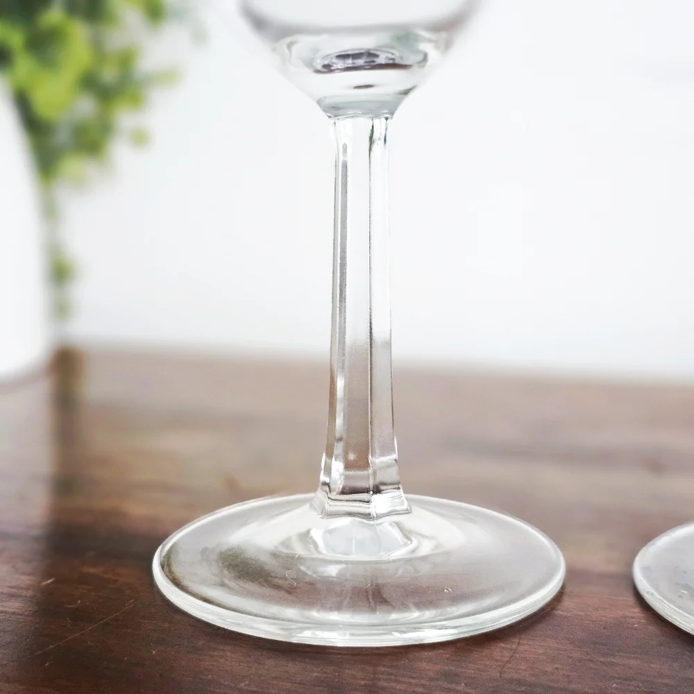 🍷 Pizzadili Winery Wine Glasses Set of 2 Stemmed Logo Glassware Barware
